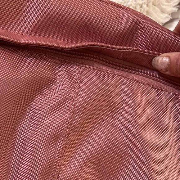 Awesome laptop case   13”. X  17” Belkin - Picture 7 of 7